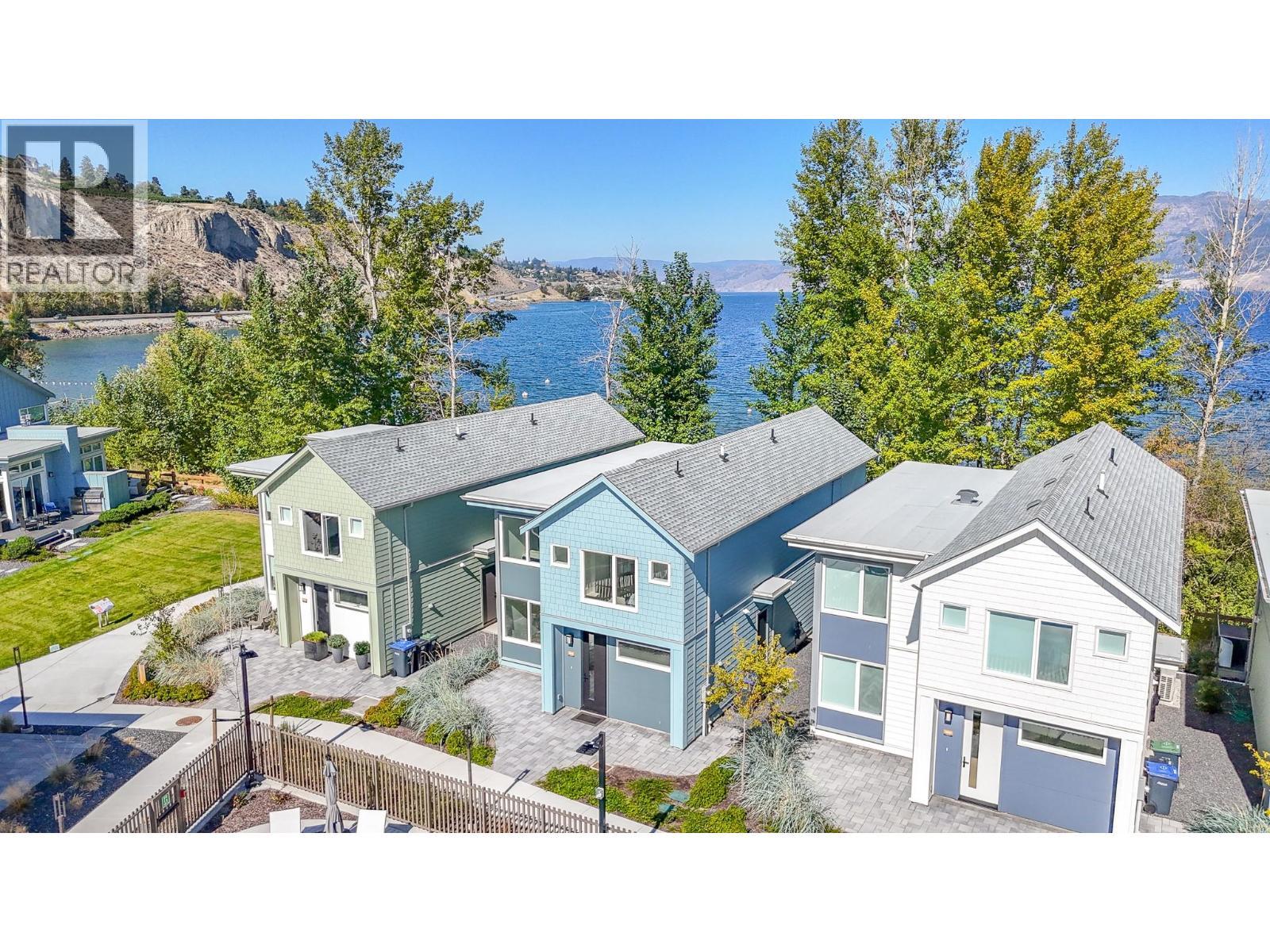 3240 Landry Crescent, Summerland, BC - Outdoor With Body Of Water