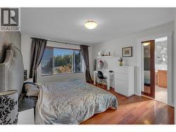 MAIN FLOOR - Primary Bedroom -