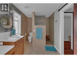 MAIN FLOOR - Primary Ensuite Bath -