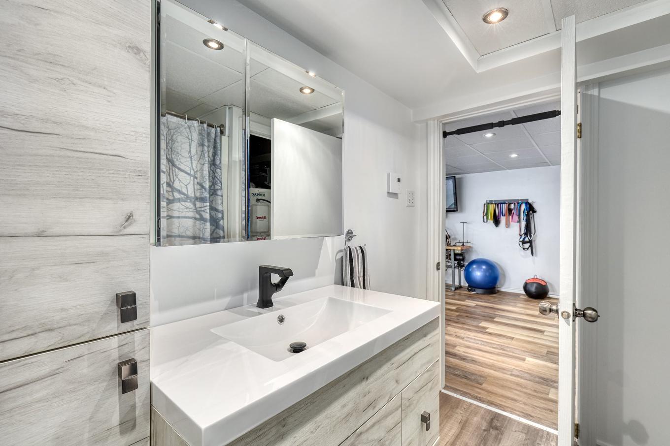 Salle de bains - 161 Rue St-Paul, Saint-Côme, QC - Indoor Photo Showing Bathroom