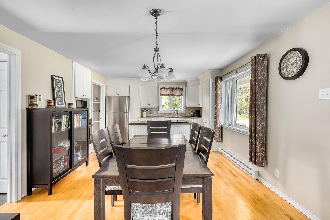 Salle à manger - 161 Rue St-Paul, Saint-Côme, QC - Indoor Photo Showing Dining Room