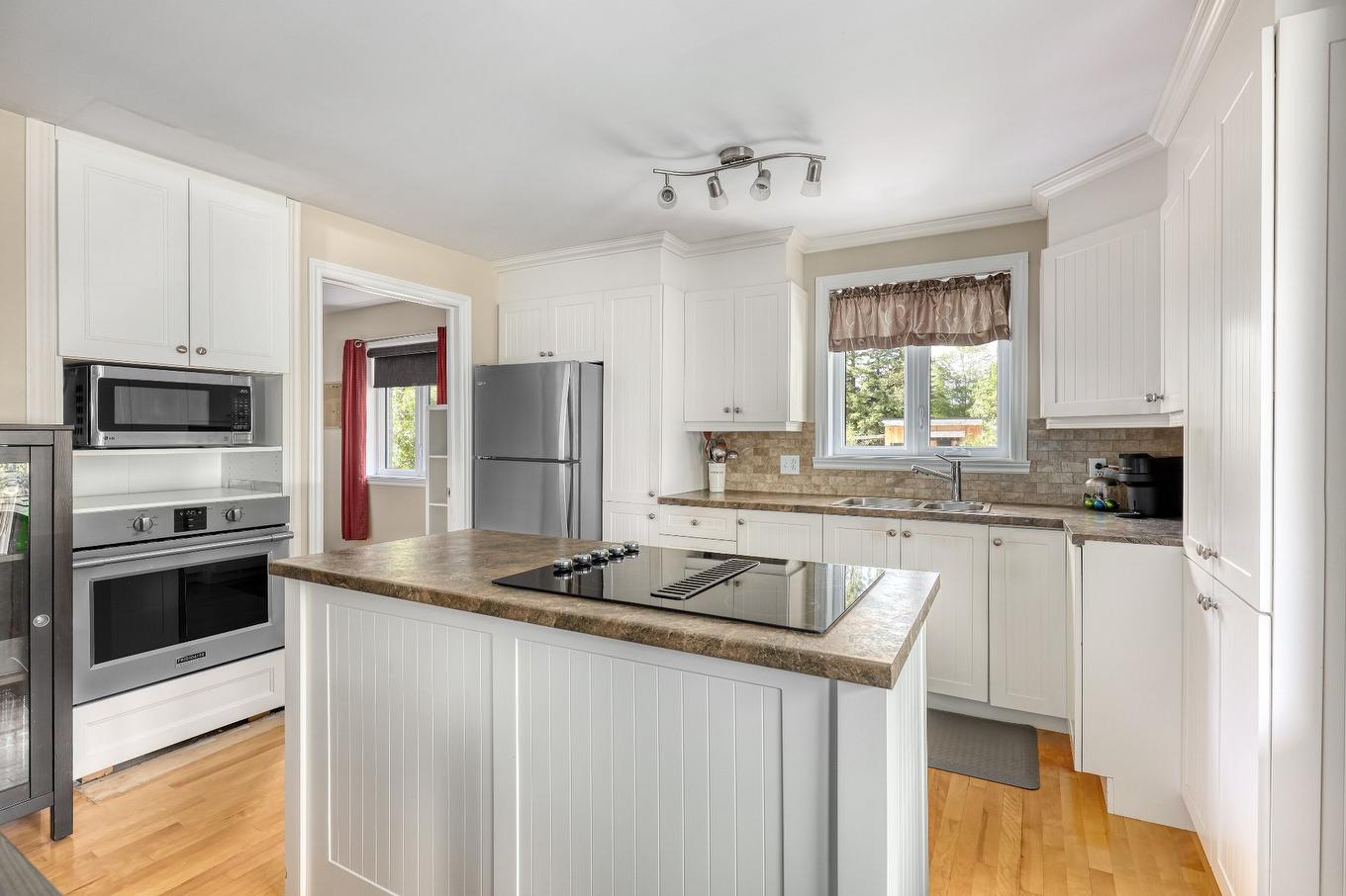 Cuisine - 161 Rue St-Paul, Saint-Côme, QC - Indoor Photo Showing Kitchen With Double Sink