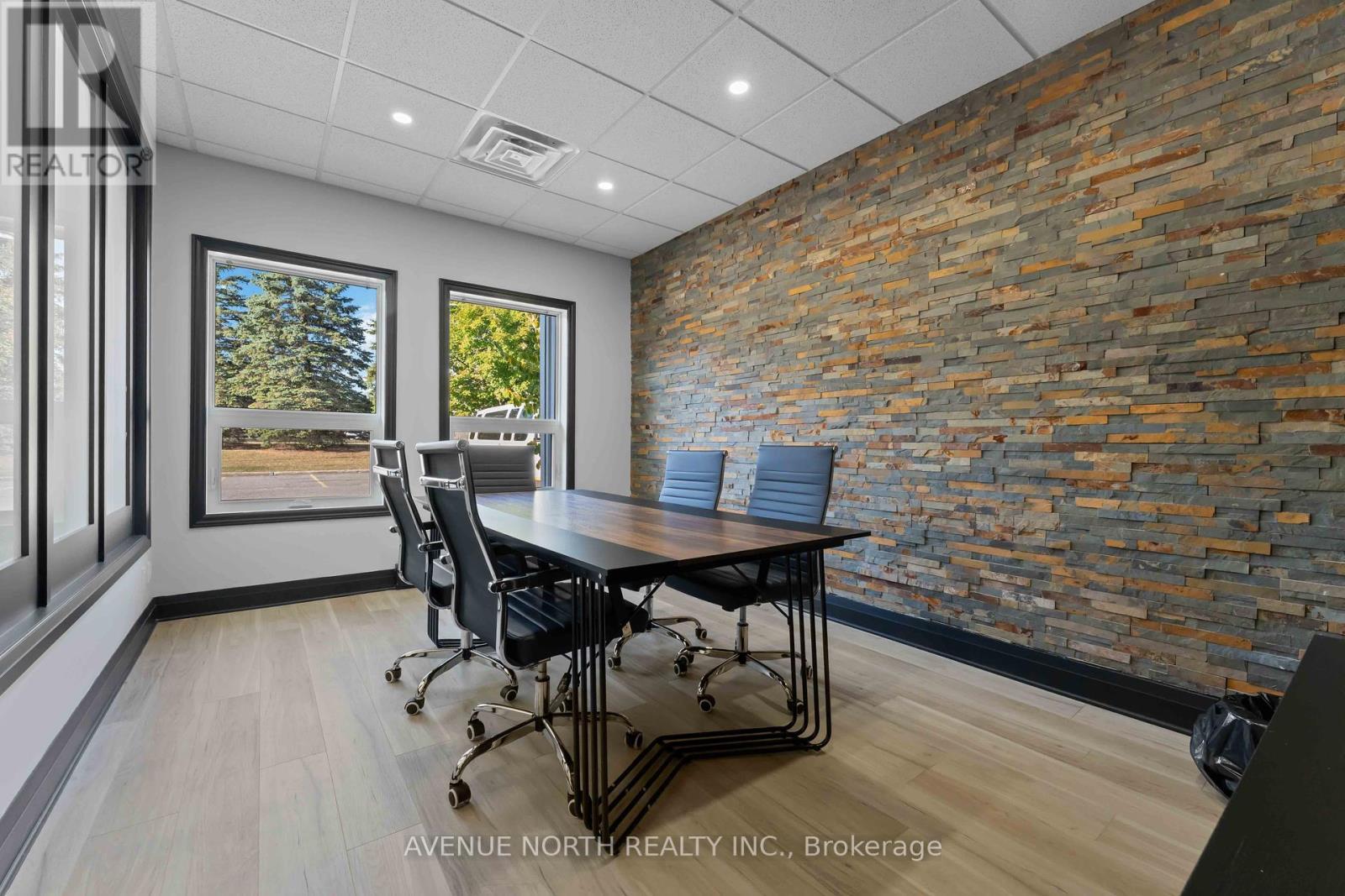 A1 - 2285 St. Laurent Boulevard, Ottawa, ON