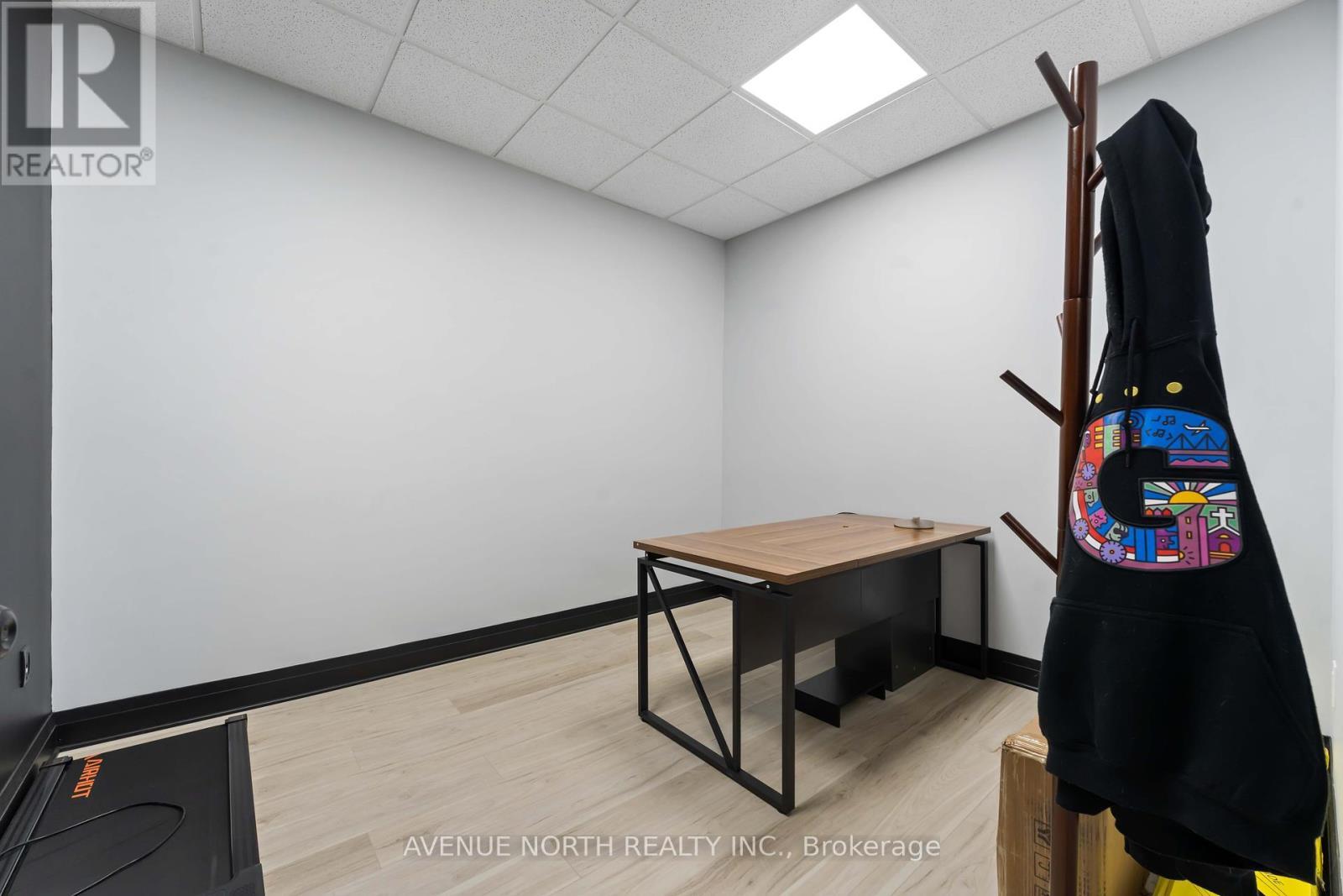 A1 - 2285 St. Laurent Boulevard, Ottawa, ON