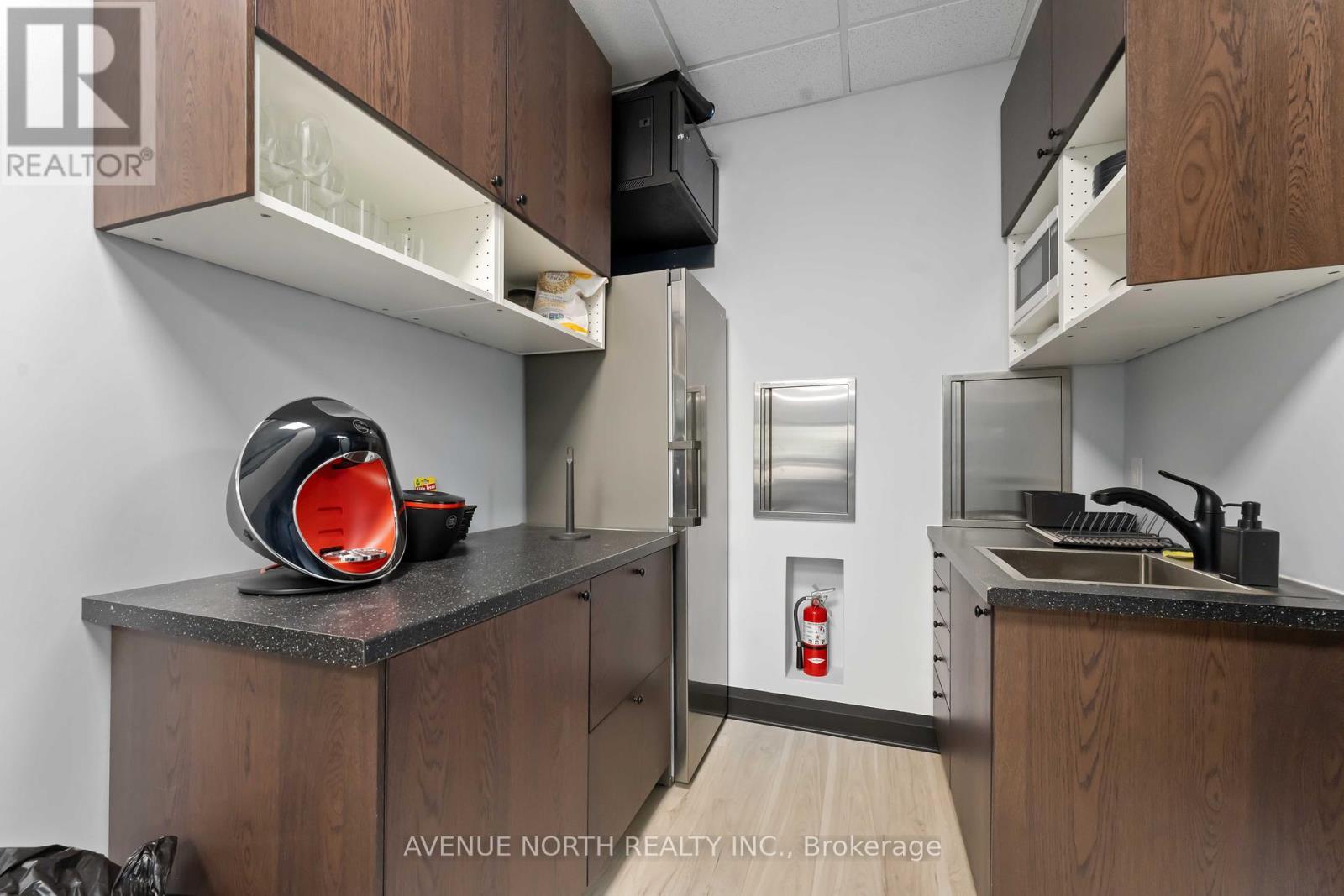 A1 - 2285 St. Laurent Boulevard, Ottawa, ON