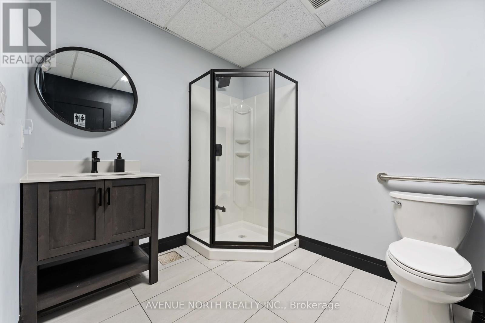 A1 - 2285 St. Laurent Boulevard, Ottawa, ON