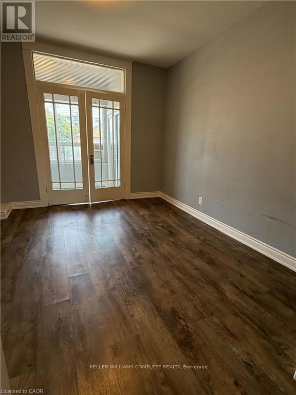 2 - 590 Main Street E, Hamilton, ON - Indoor Photo Showing Other Room