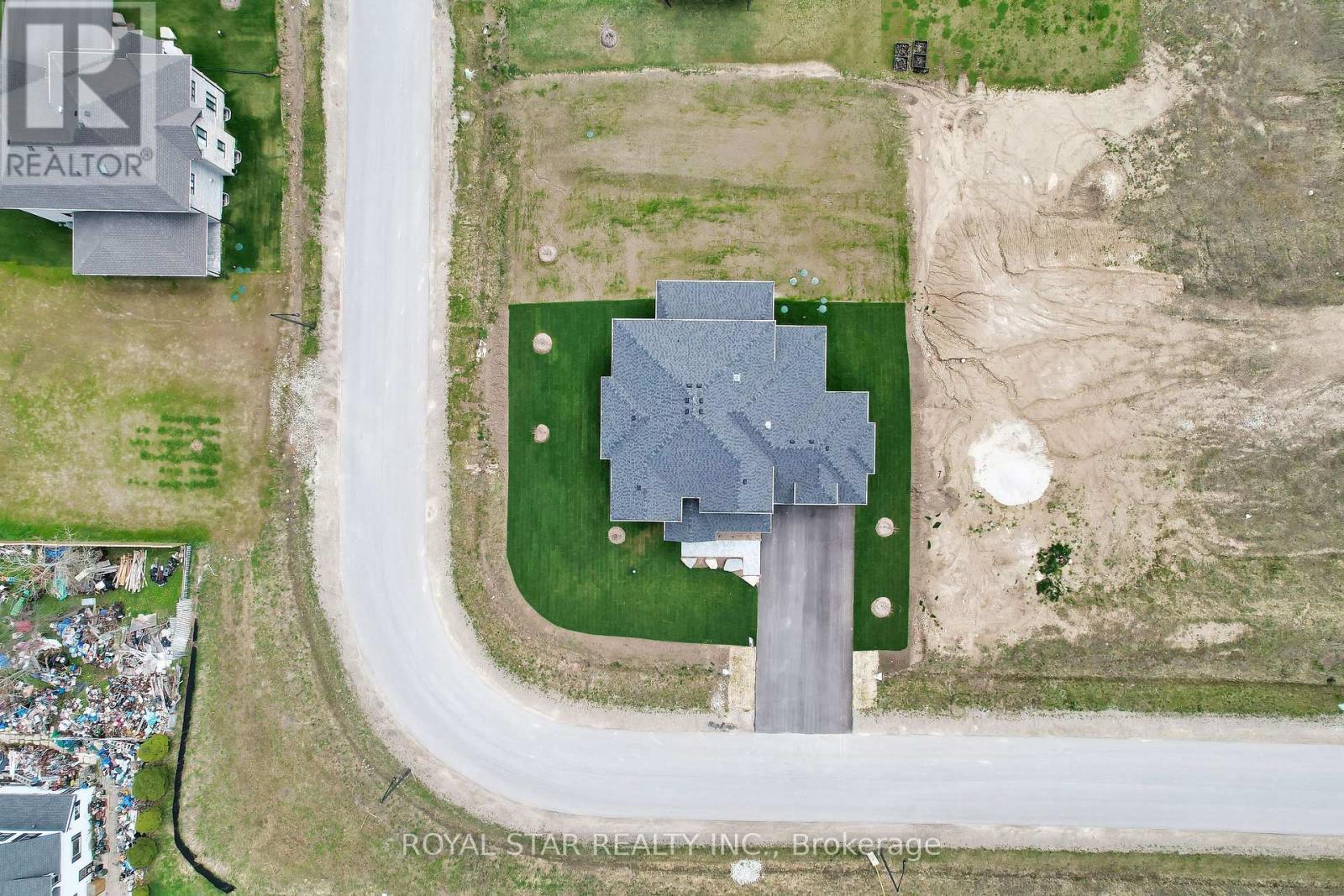 38 Charles Currie Crescent, Erin, ON - With View