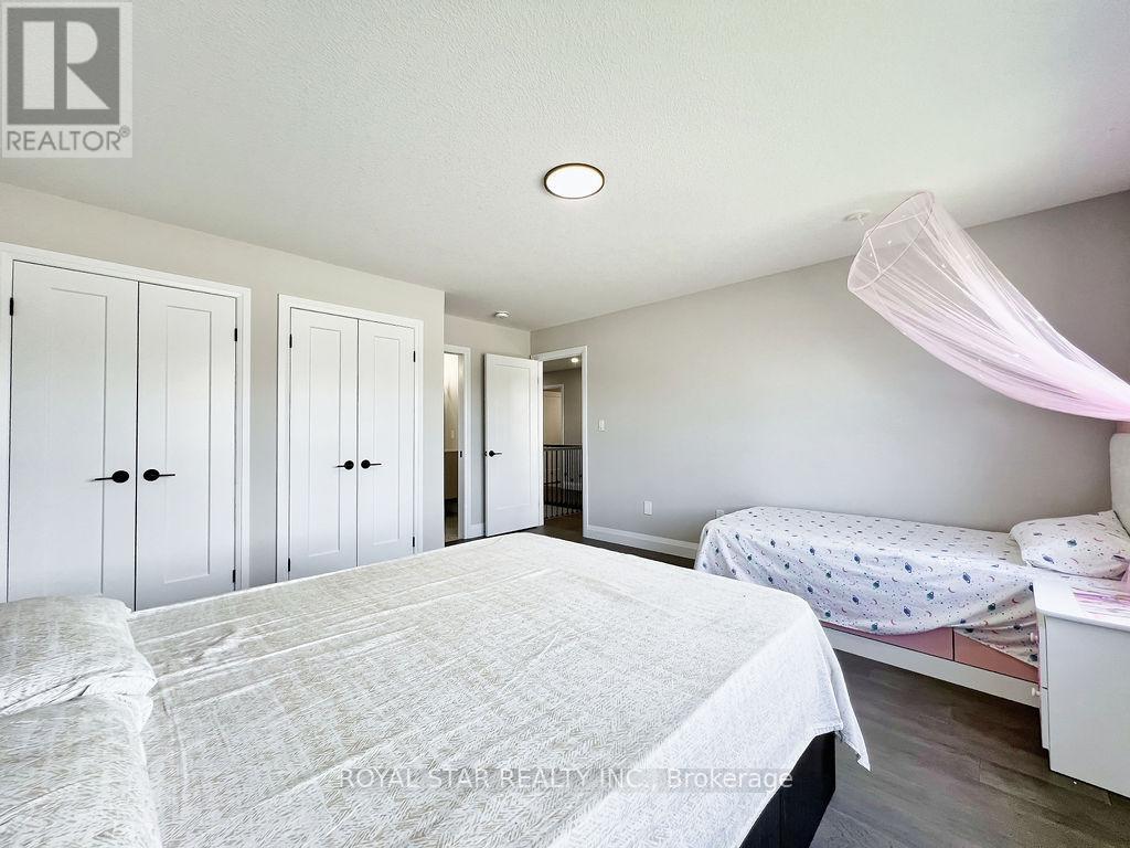 38 Charles Currie Crescent, Erin, ON - Indoor Photo Showing Bedroom