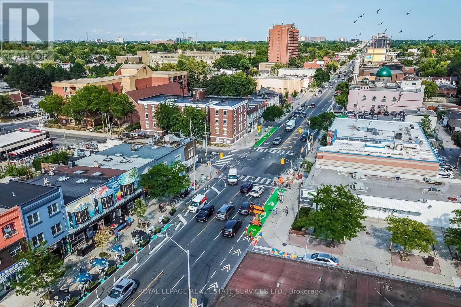 962-974 Danforth Avenue, Toronto, ON