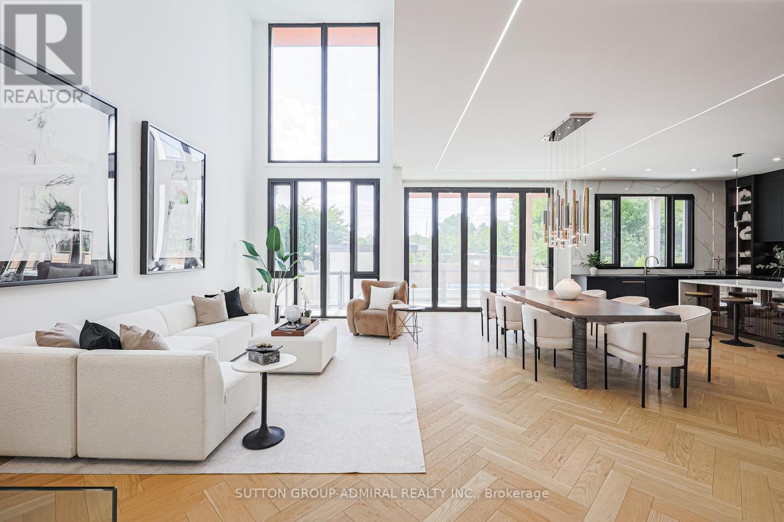 957 Dormer Street, Mississauga, ON - Indoor