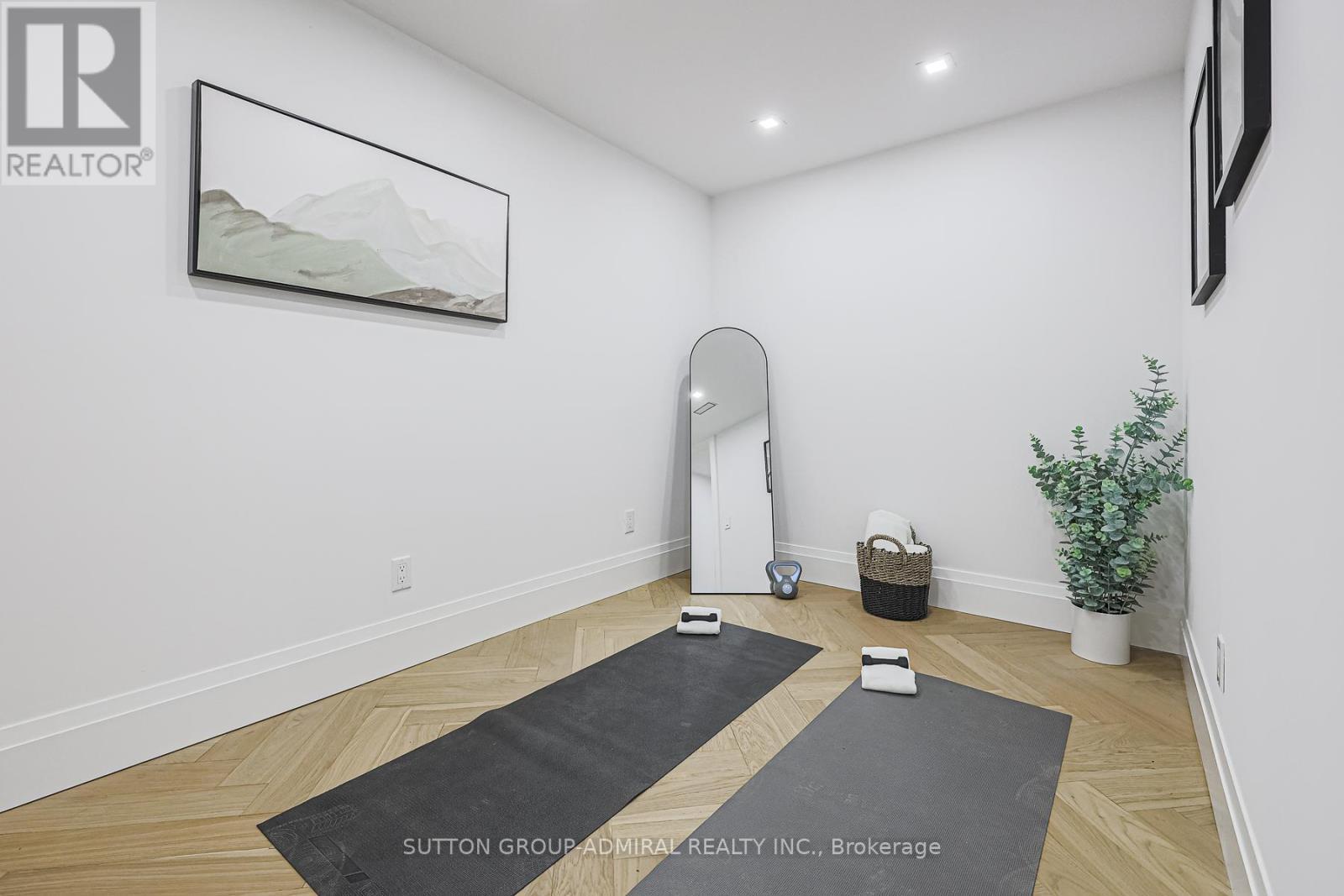 957 Dormer Street, Mississauga, ON - Indoor Photo Showing Other Room