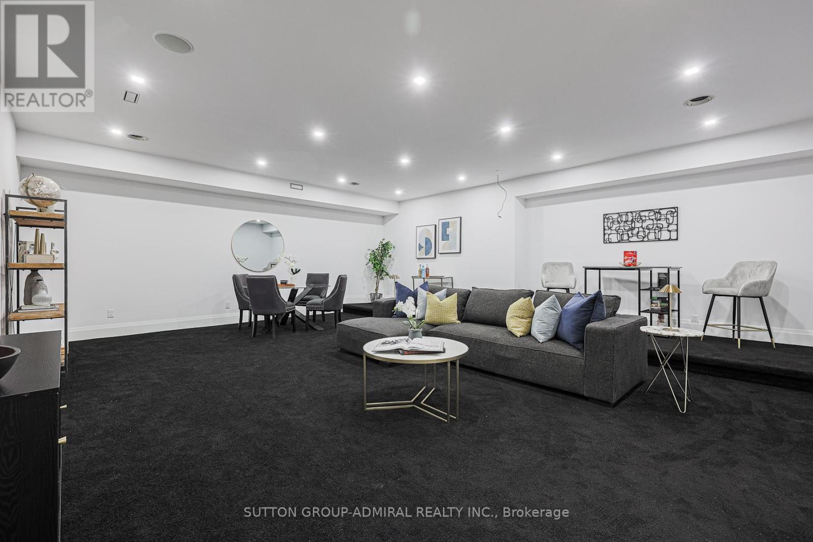 957 Dormer Street, Mississauga, ON - Indoor