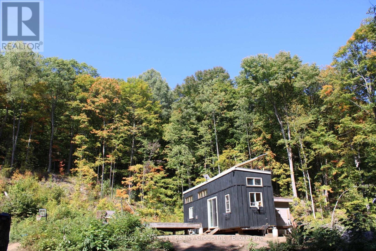 1295 Binscarth Trail, Dysart Et Al (Guilford), ON - Outdoor