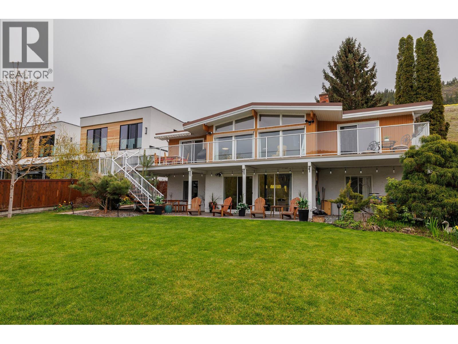 8291 Okanagan Landing Road, Vernon, BC - Outdoor