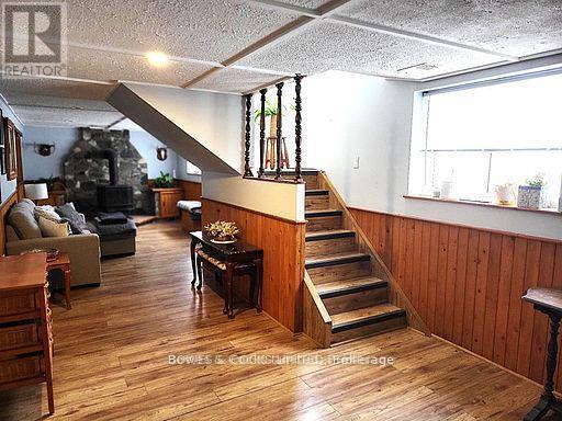 109 Quarry Road, Bancroft (Dungannon Ward), ON - Indoor Photo Showing Other Room