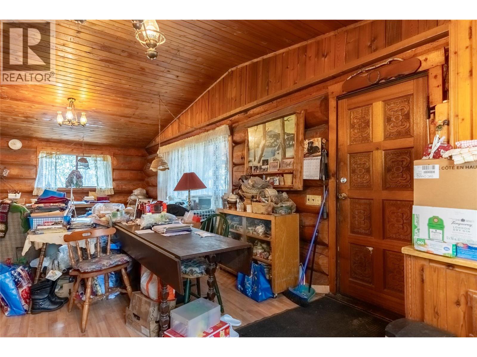 4208 North Road, Ashcroft, BC - Indoor Photo Showing Other Room