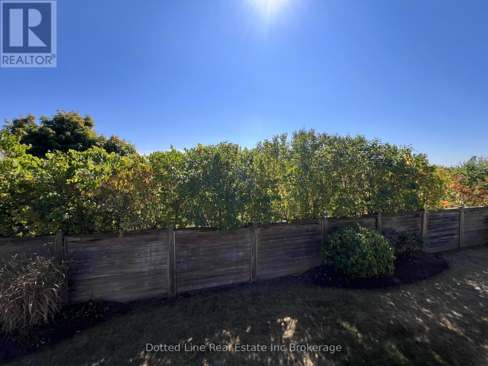 View - 11 - 500 Lakeview Drive, Woodstock (Woodstock - North), ON - Outdoor