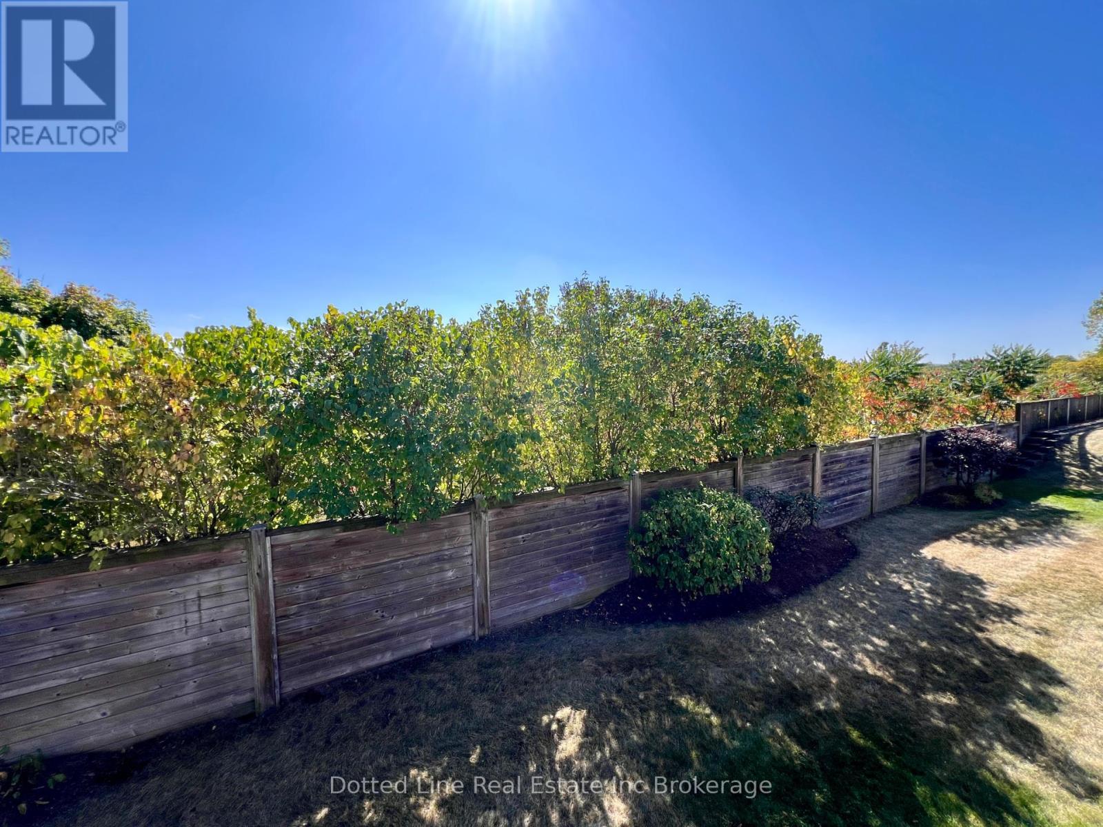 View - 11 - 500 Lakeview Drive, Woodstock (Woodstock - North), ON - Outdoor