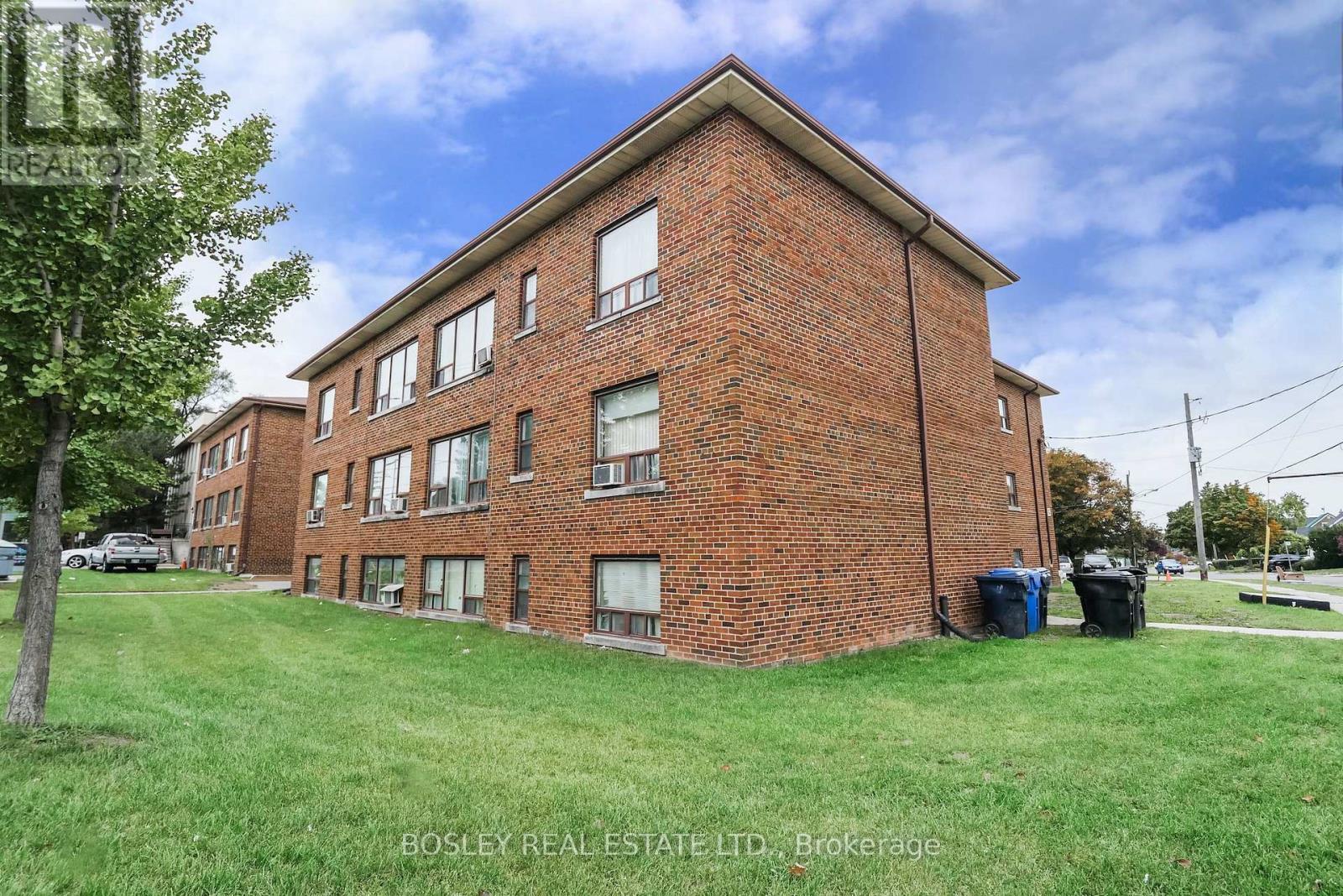 12 - 11 Calvington Drive, Toronto, ON - Outdoor With Exterior