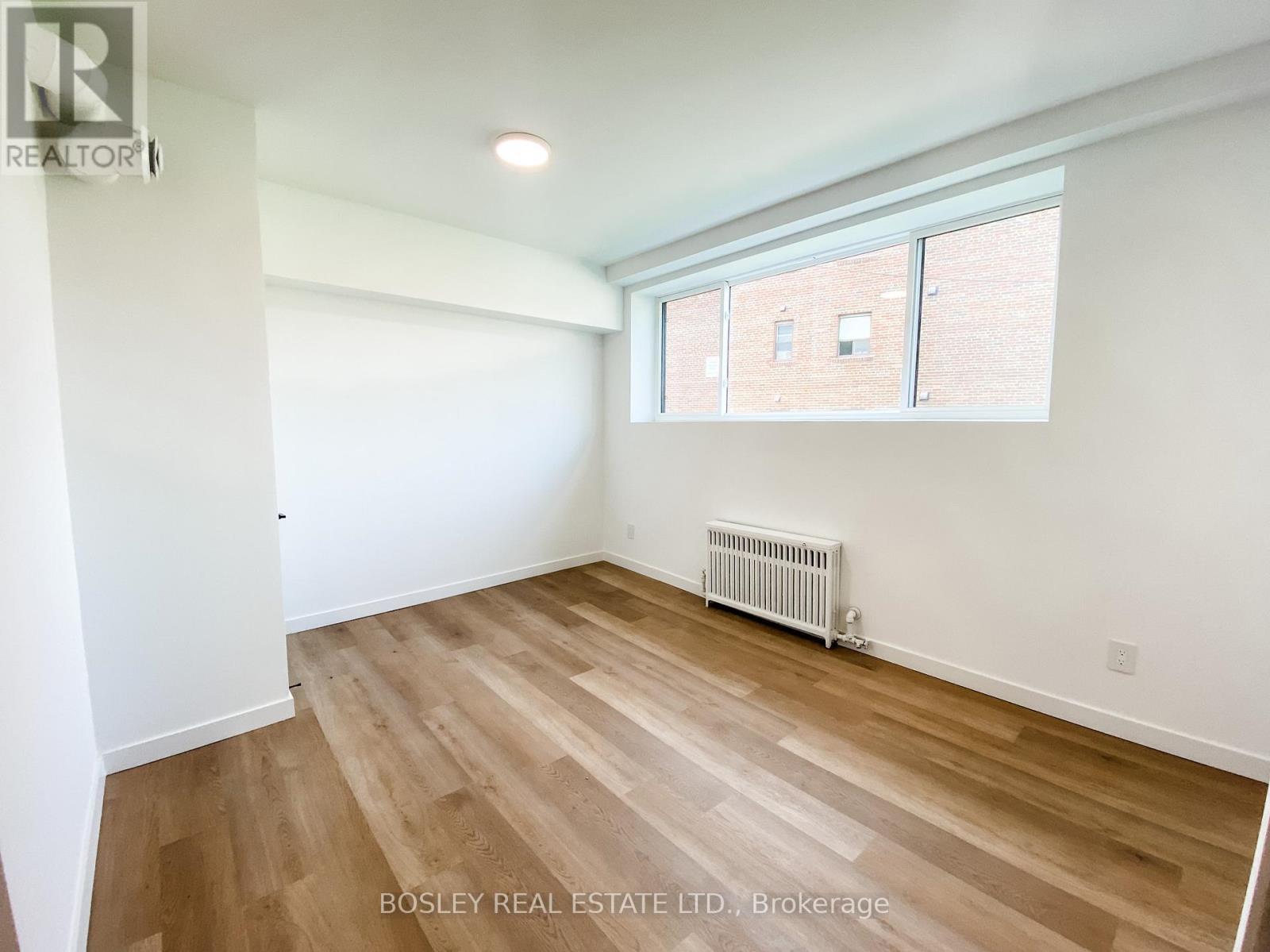 12 - 11 Calvington Drive, Toronto, ON - Indoor Photo Showing Other Room