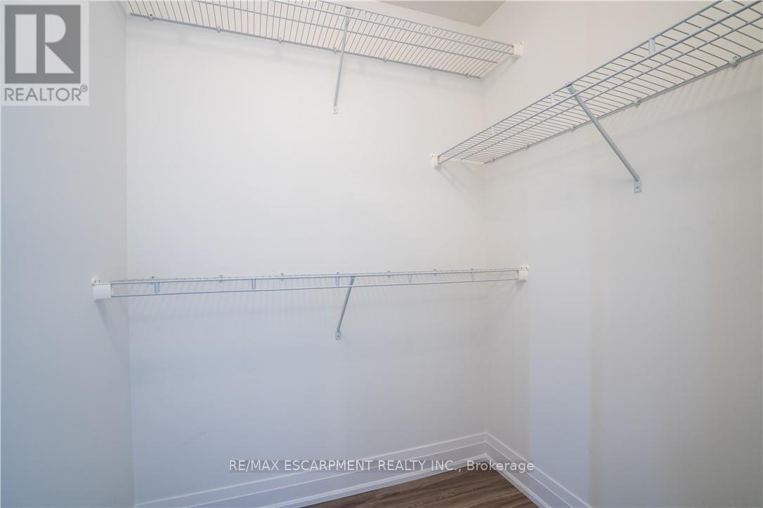 15 Raspberry Lane, Hamilton, ON - Indoor With Storage
