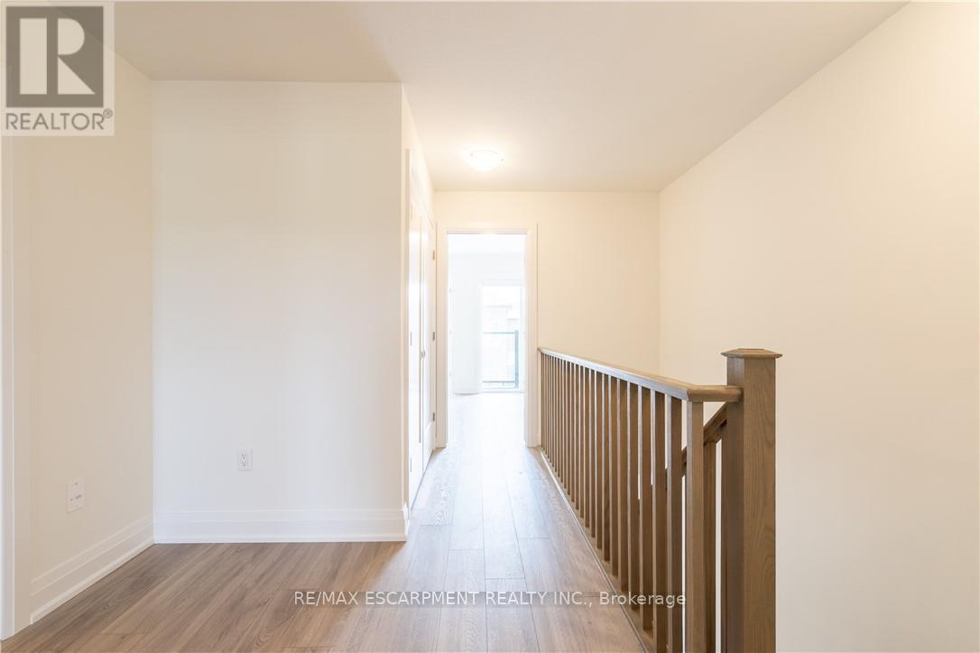 15 Raspberry Lane, Hamilton, ON - Indoor Photo Showing Other Room