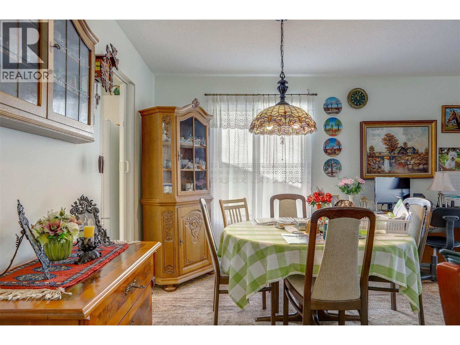 3900 27 Avenue Unit# 19, Vernon, BC - Indoor Photo Showing Dining Room