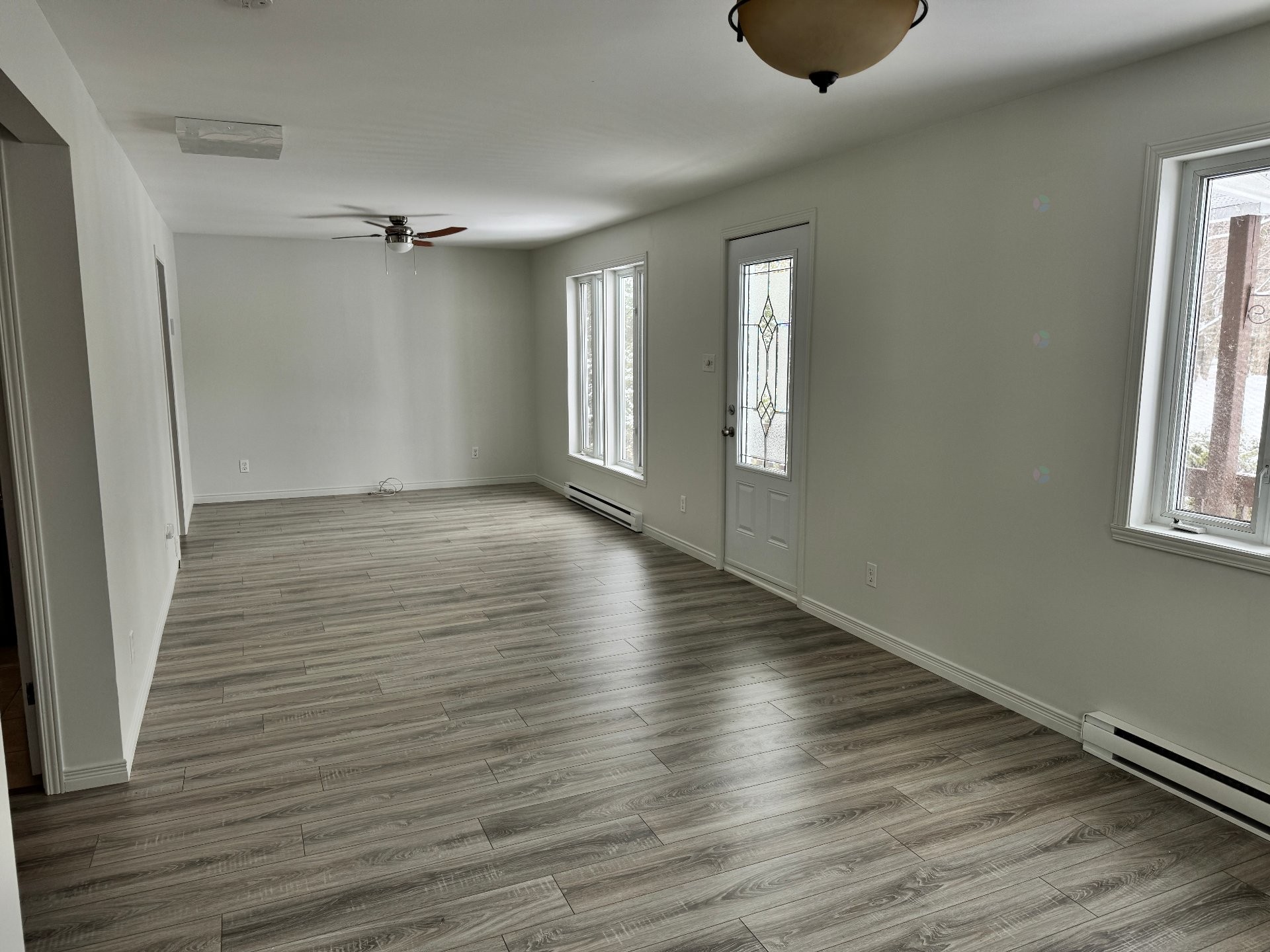 Overall view - 81 21E Avenue, Sainte-Anne-De-Sabrevois, QC - Indoor Photo Showing Other Room