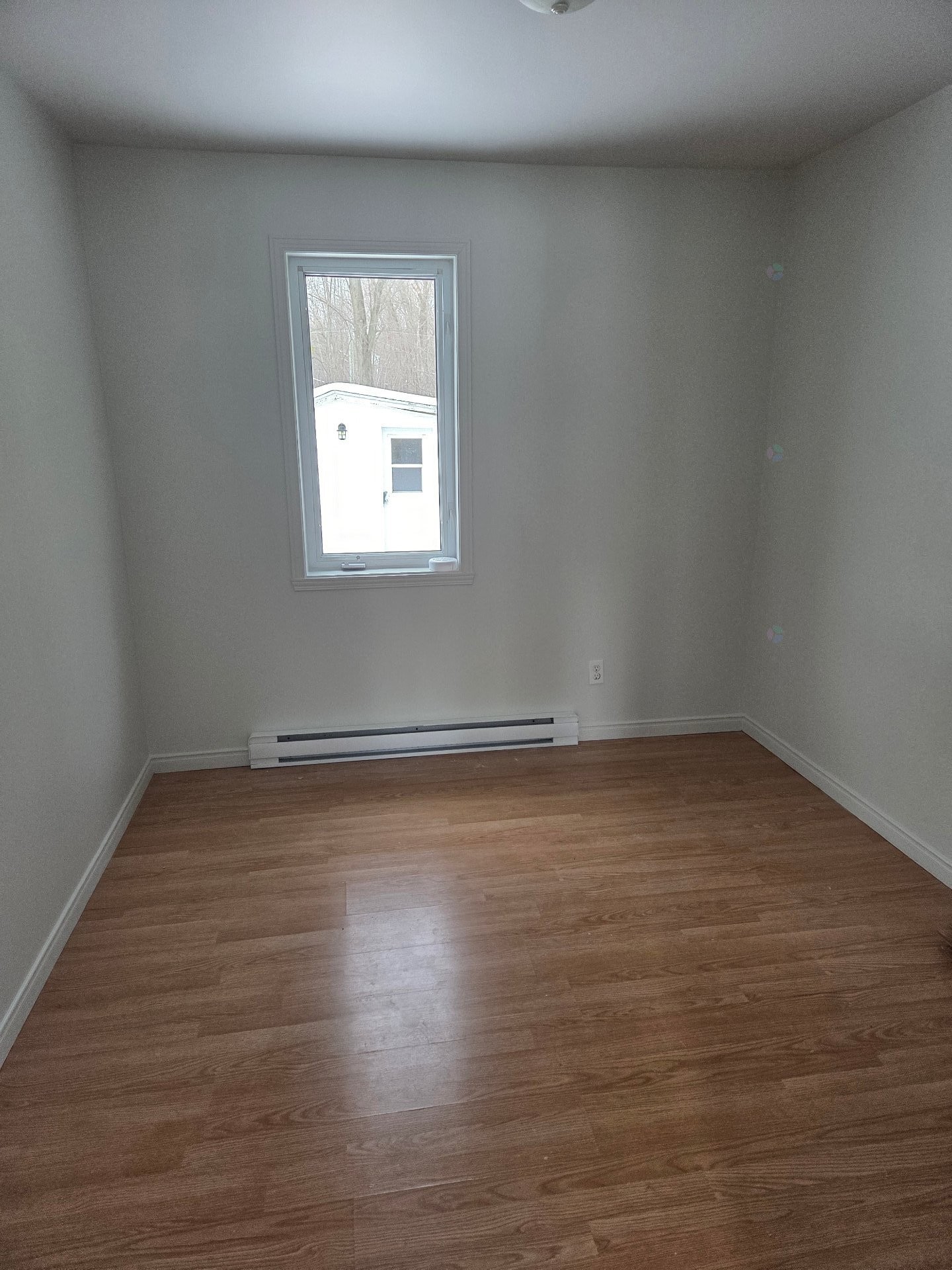 Bedroom - 81 21E Avenue, Sainte-Anne-De-Sabrevois, QC - Indoor Photo Showing Other Room