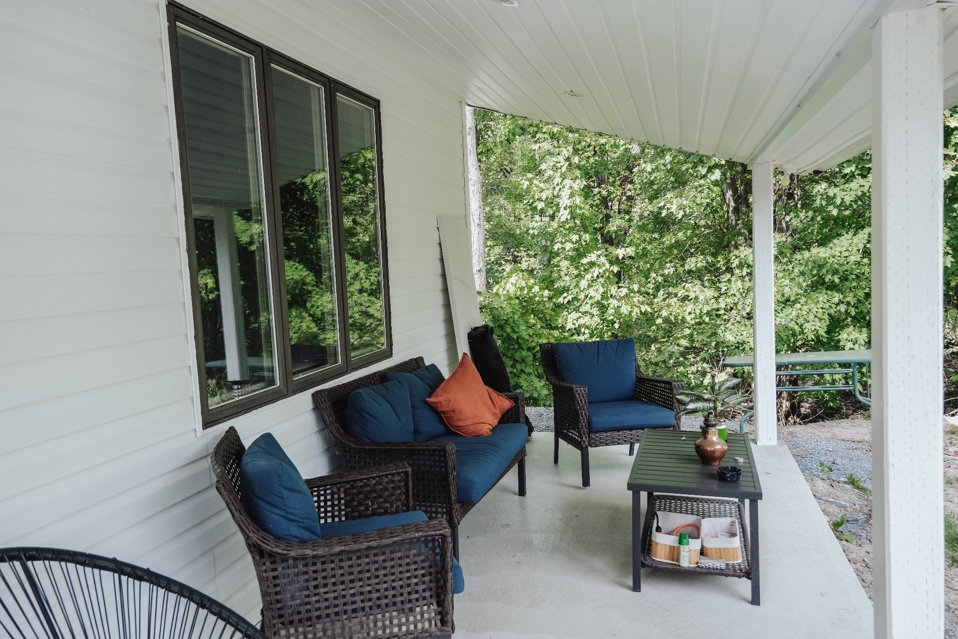Courtyard - 81 21E Avenue, Sainte-Anne-De-Sabrevois, QC - Outdoor With Deck Patio Veranda