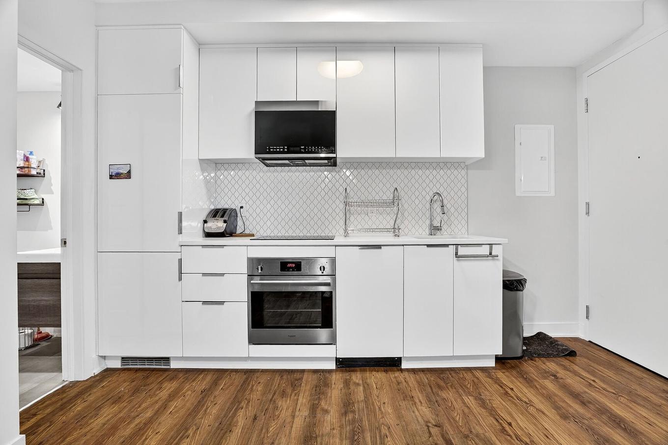 Kitchen - 603-1228 Rue Des Bassins, Montréal (Le Sud-Ouest), QC - Indoor Photo Showing Kitchen