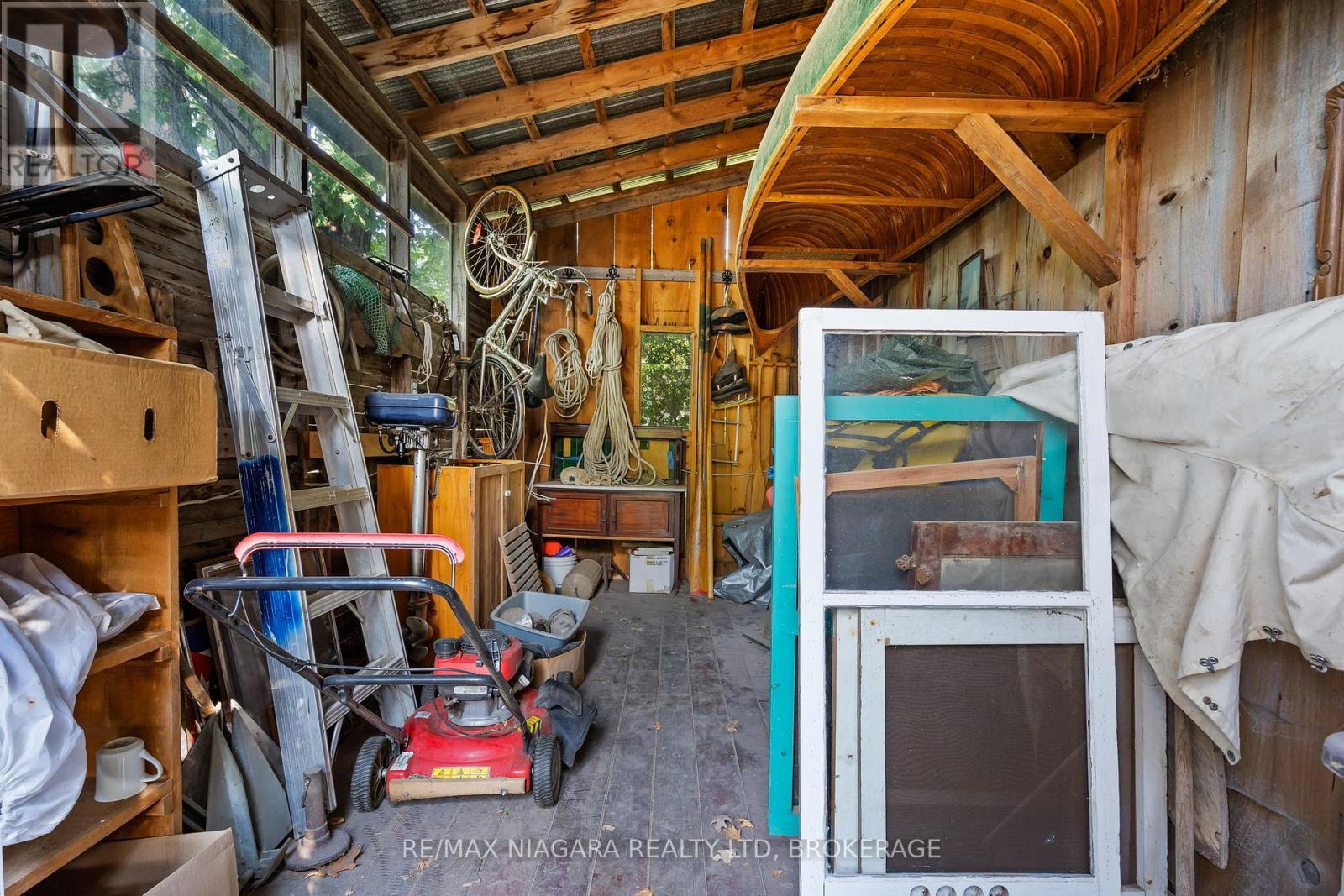 105 Weir Road, Port Colborne (Main Street), ON - Indoor