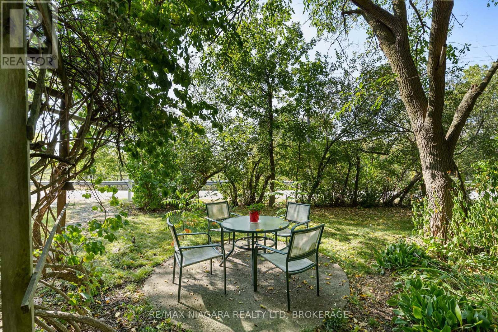 105 Weir Road, Port Colborne (Main Street), ON - Outdoor