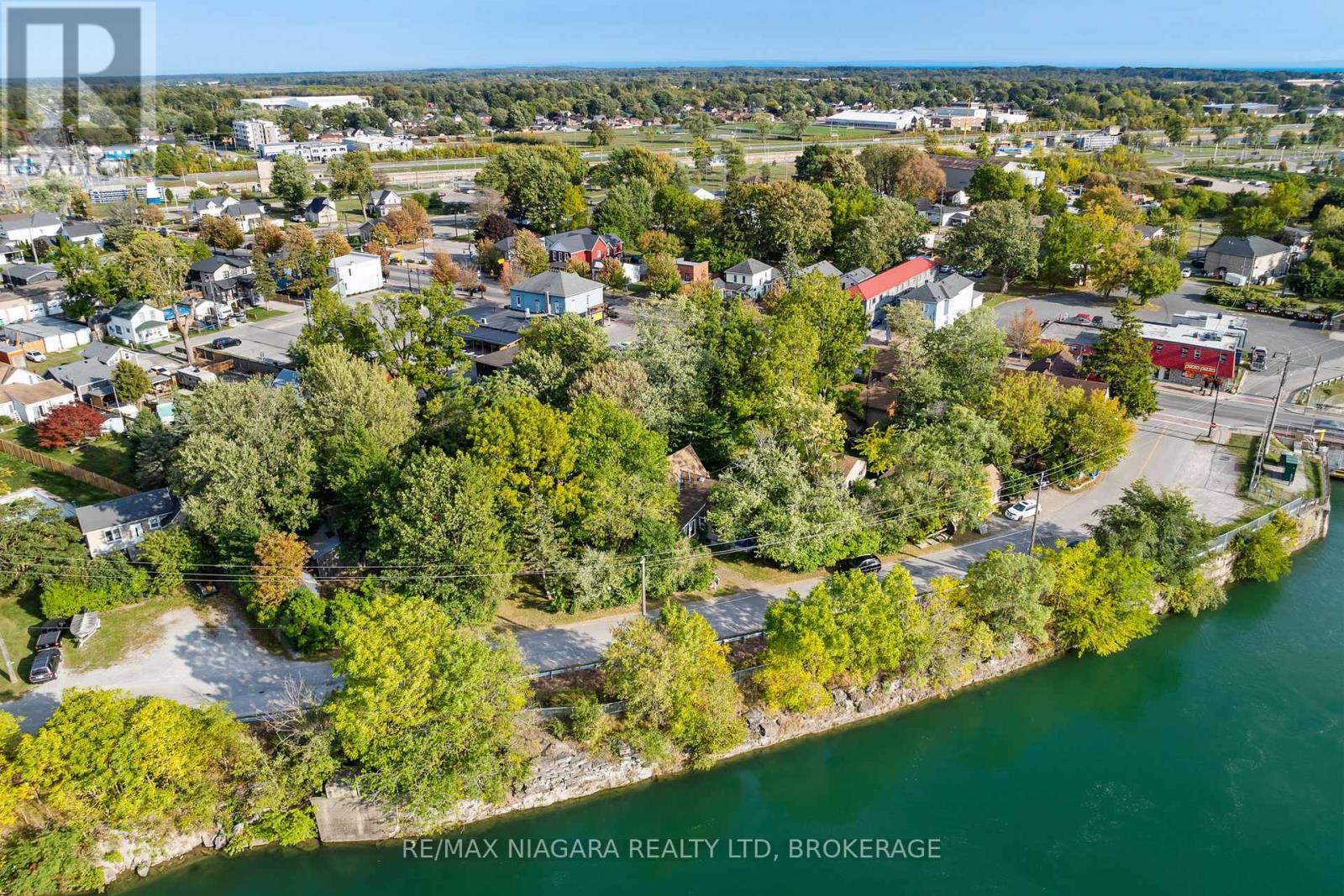 105 Weir Road, Port Colborne (Main Street), ON - Outdoor With Body Of Water With View