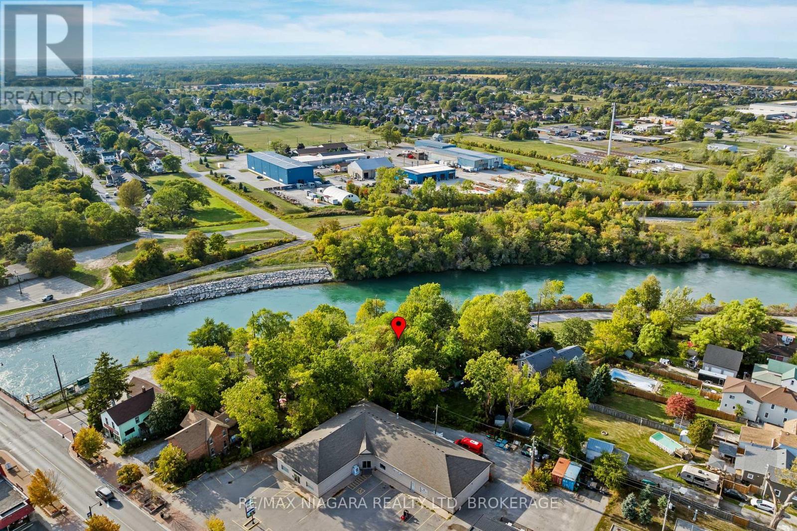 105 Weir Road, Port Colborne (Main Street), ON - Outdoor With Body Of Water With View