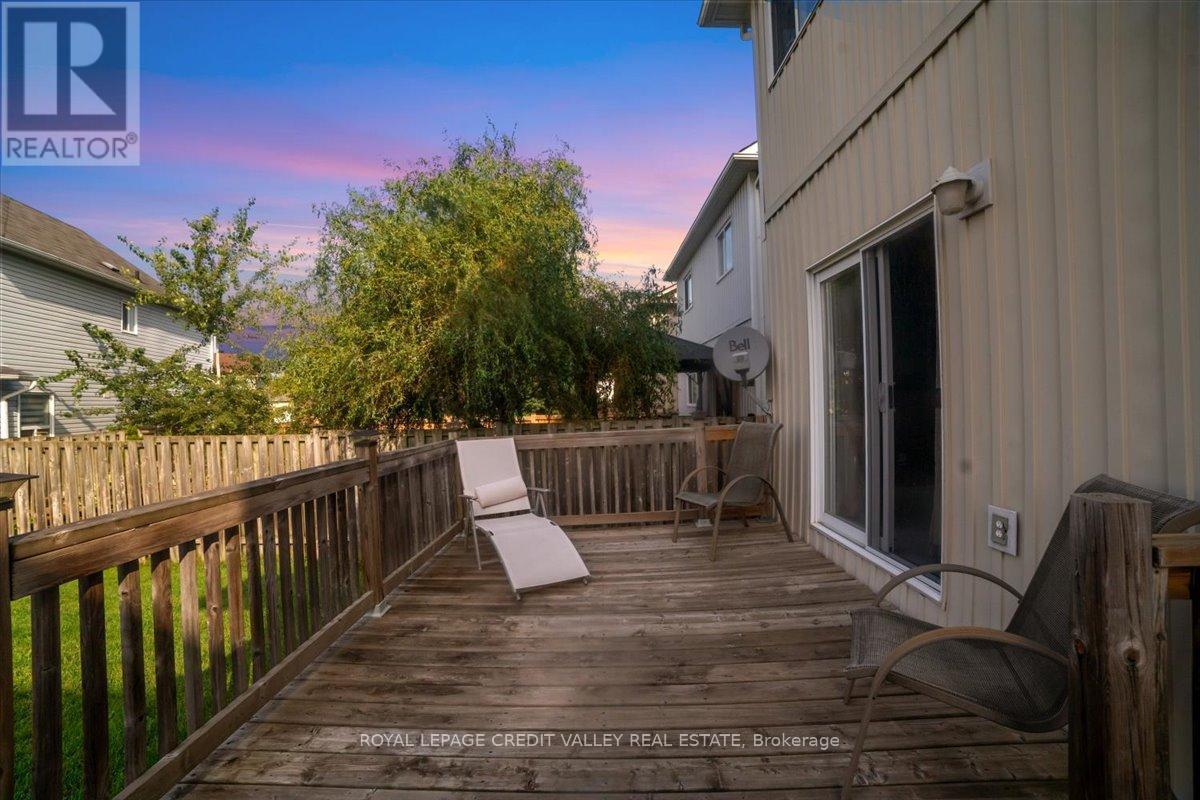 210 Marilyn Street, Shelburne, ON - Outdoor With Exterior