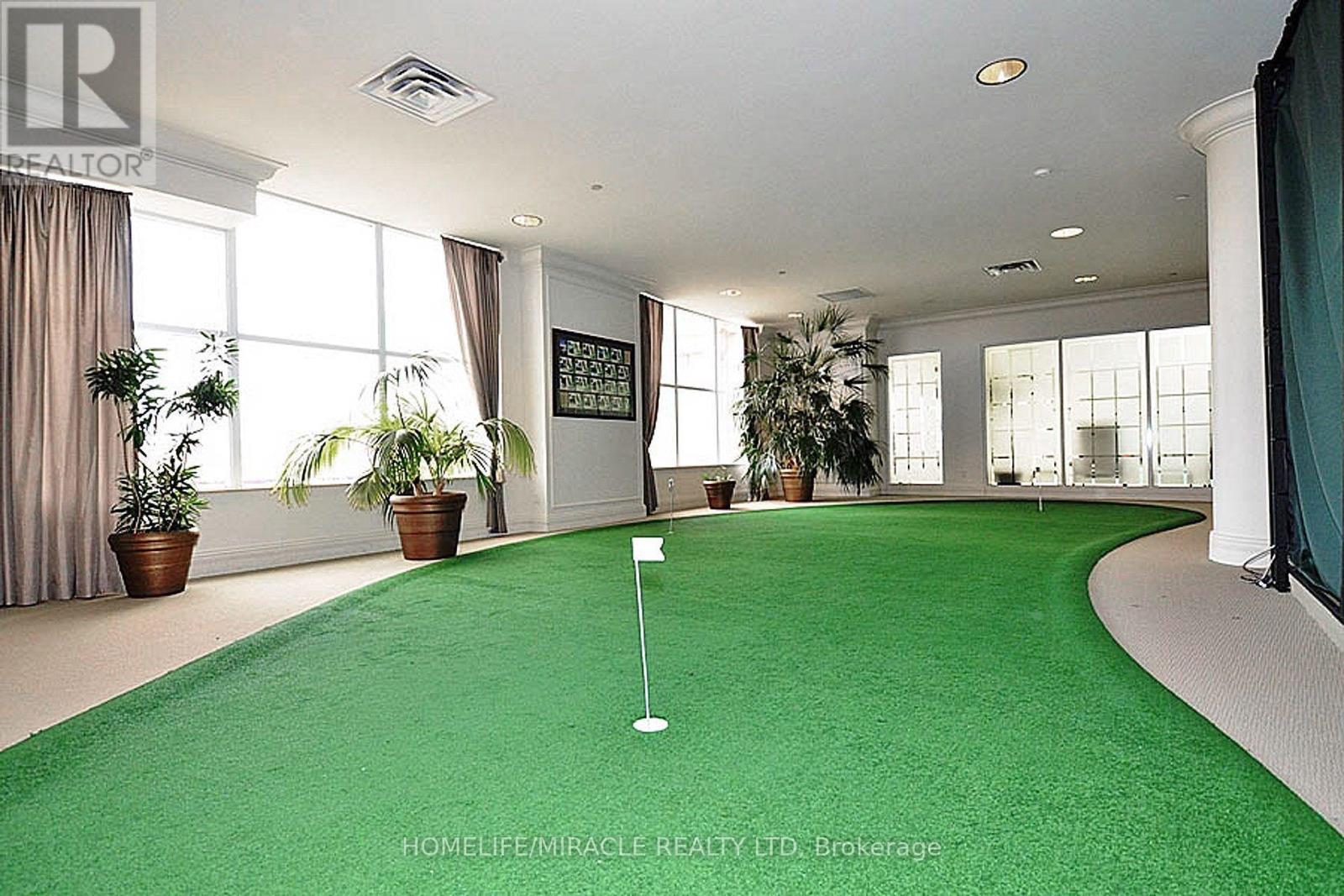 803 - 35 Kingsbridge Garden Circle, Mississauga, ON - Indoor Photo Showing Other Room