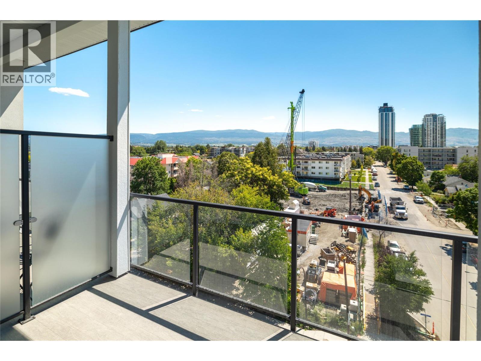 604 Cawston Avenue Unit# 615, Kelowna, BC - Outdoor With Balcony With View