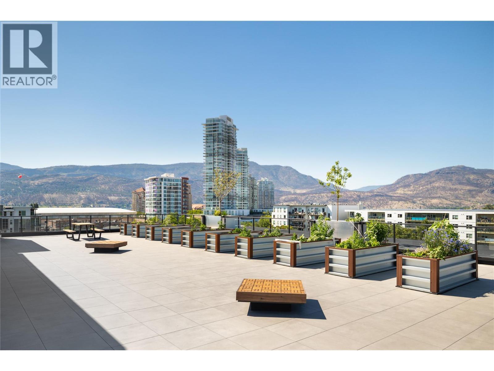 604 Cawston Avenue Unit# 615, Kelowna, BC - Outdoor With View
