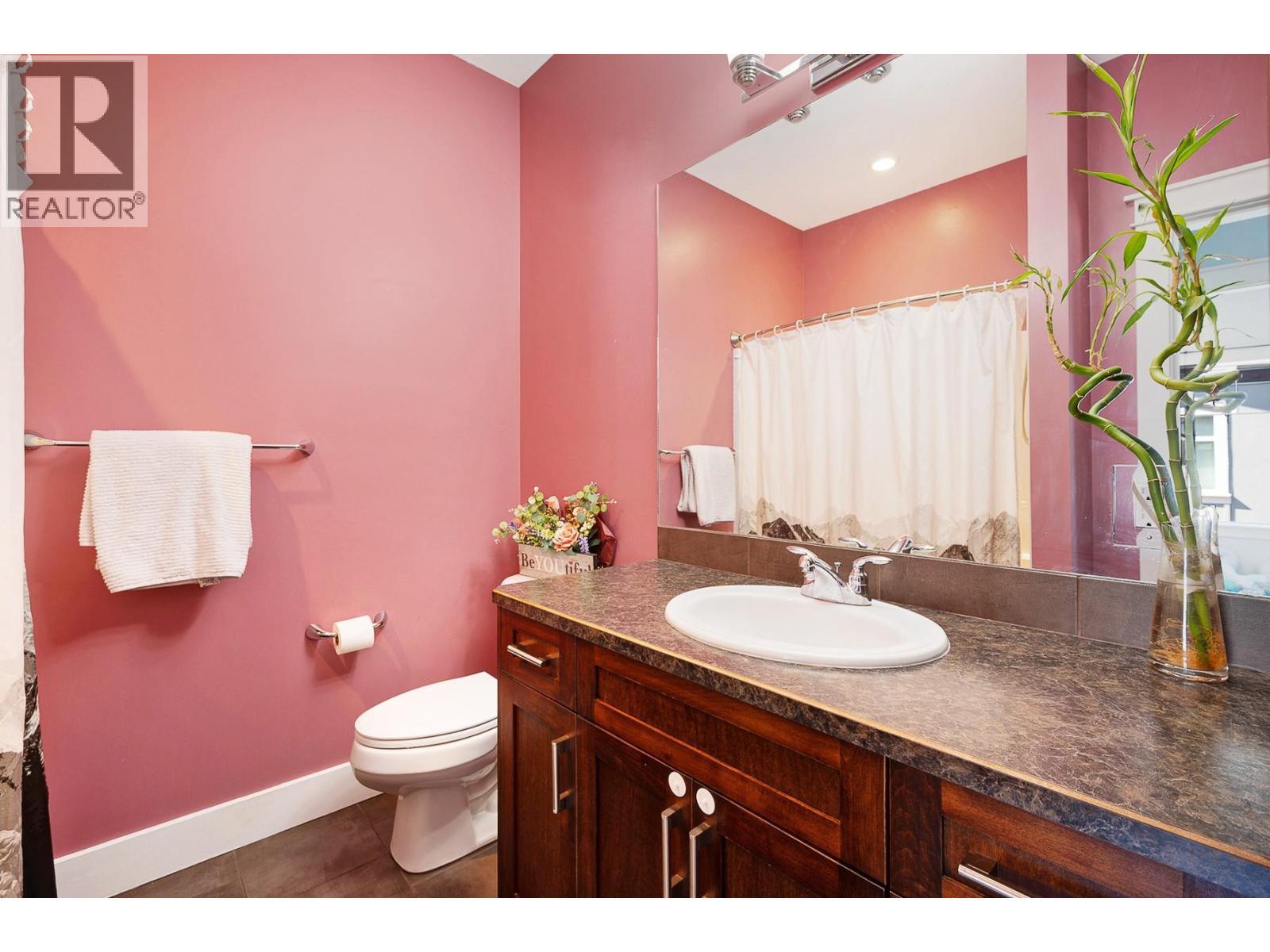 Main Bath - Full - 3606 25 Avenue Unit# 107, Vernon, BC - Indoor Photo Showing Bathroom