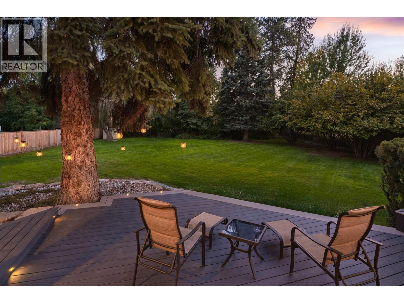 529 Knowles Road, Kelowna, BC - Outdoor With Backyard