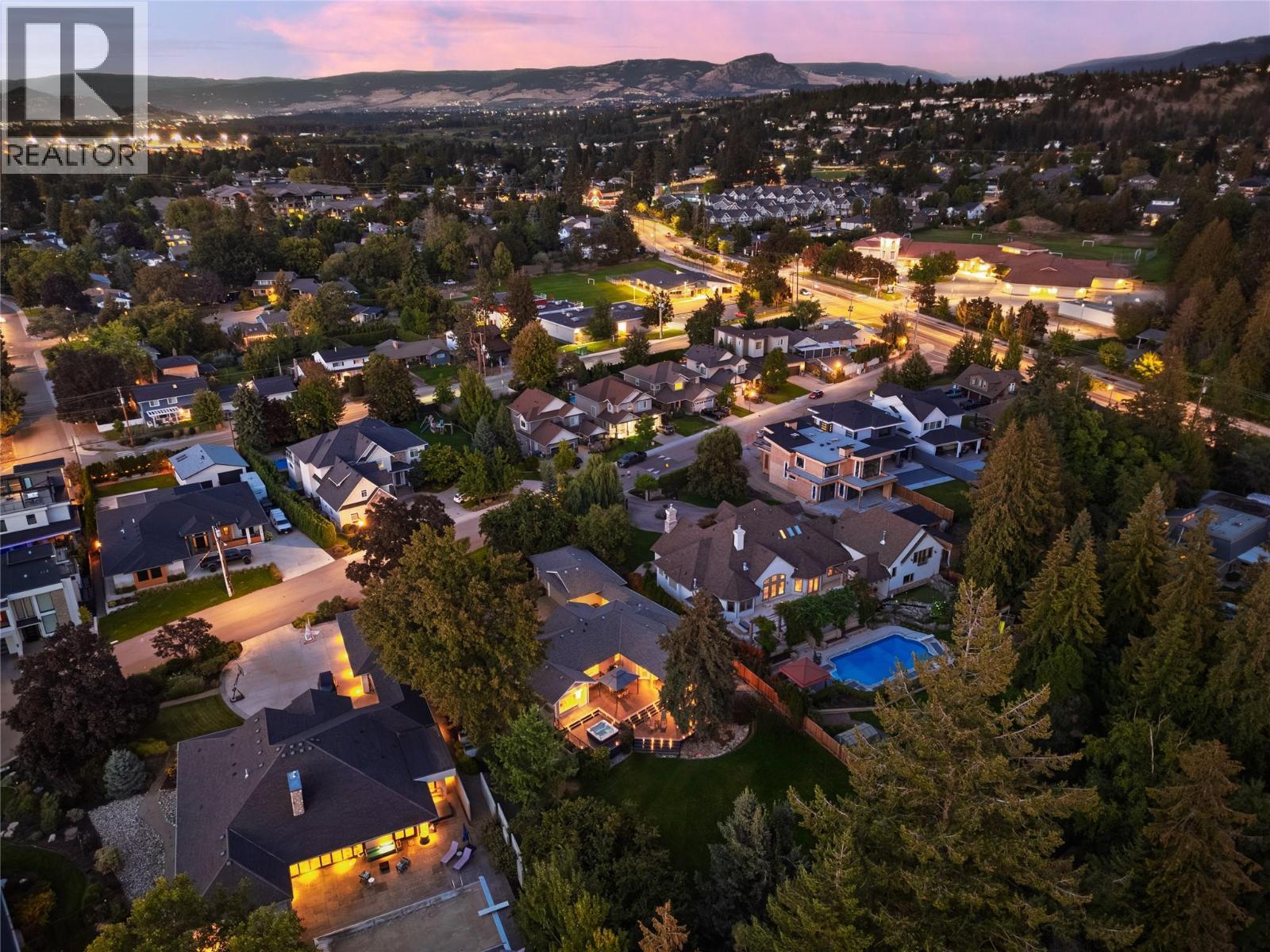 529 Knowles Road, Kelowna, BC - Outdoor With View