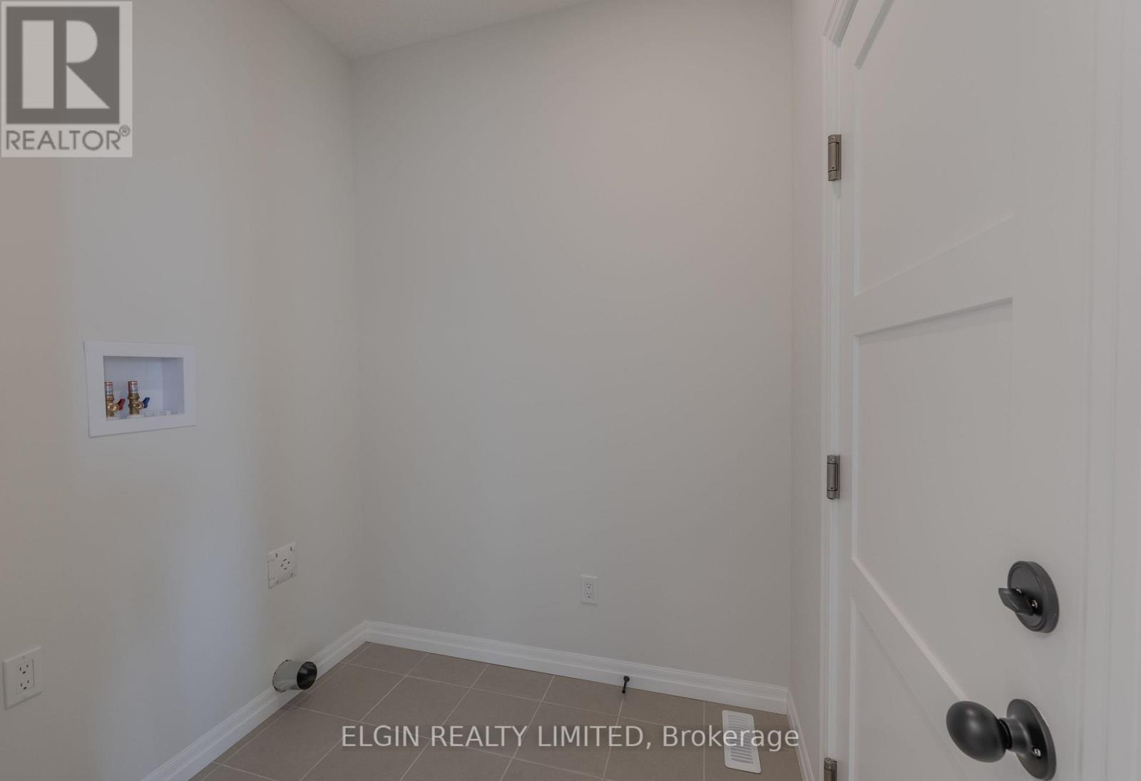 42197 Mcbain Line, Central Elgin, ON - Photo Showing Other Room