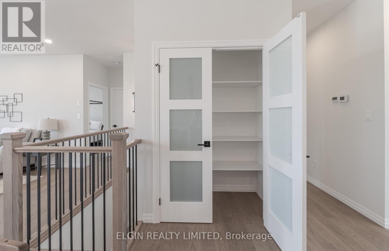 42197 Mcbain Line, Central Elgin, ON - Indoor Photo Showing Other Room