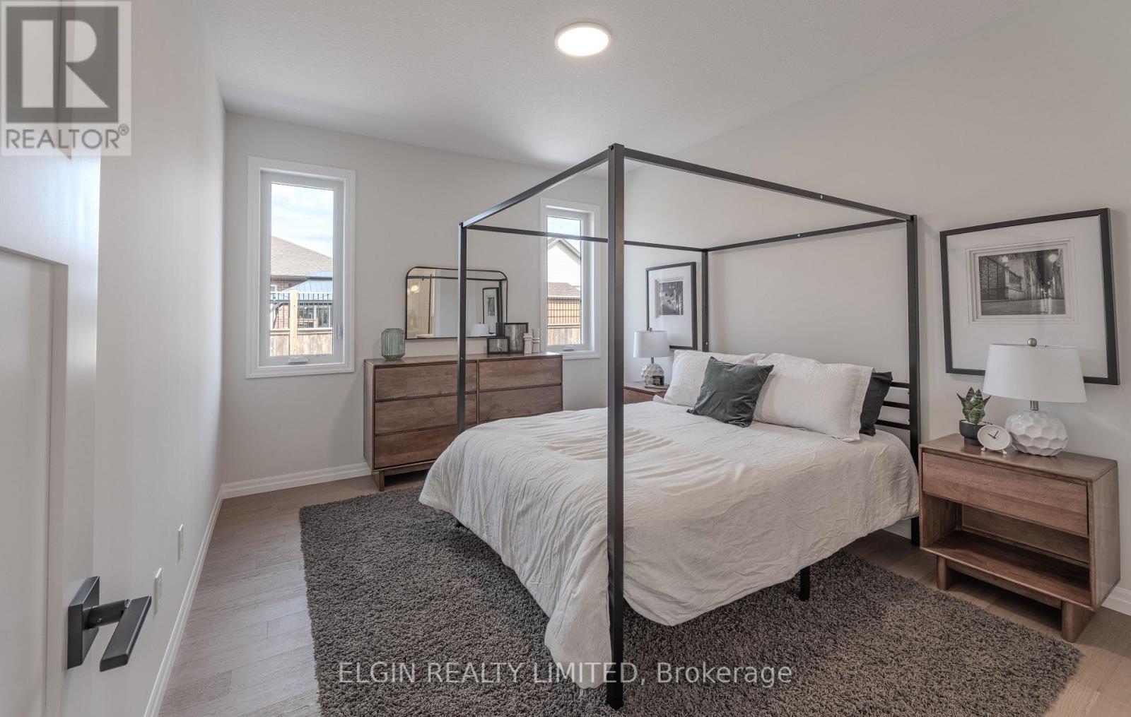 42197 Mcbain Line, Central Elgin, ON - Indoor Photo Showing Bedroom