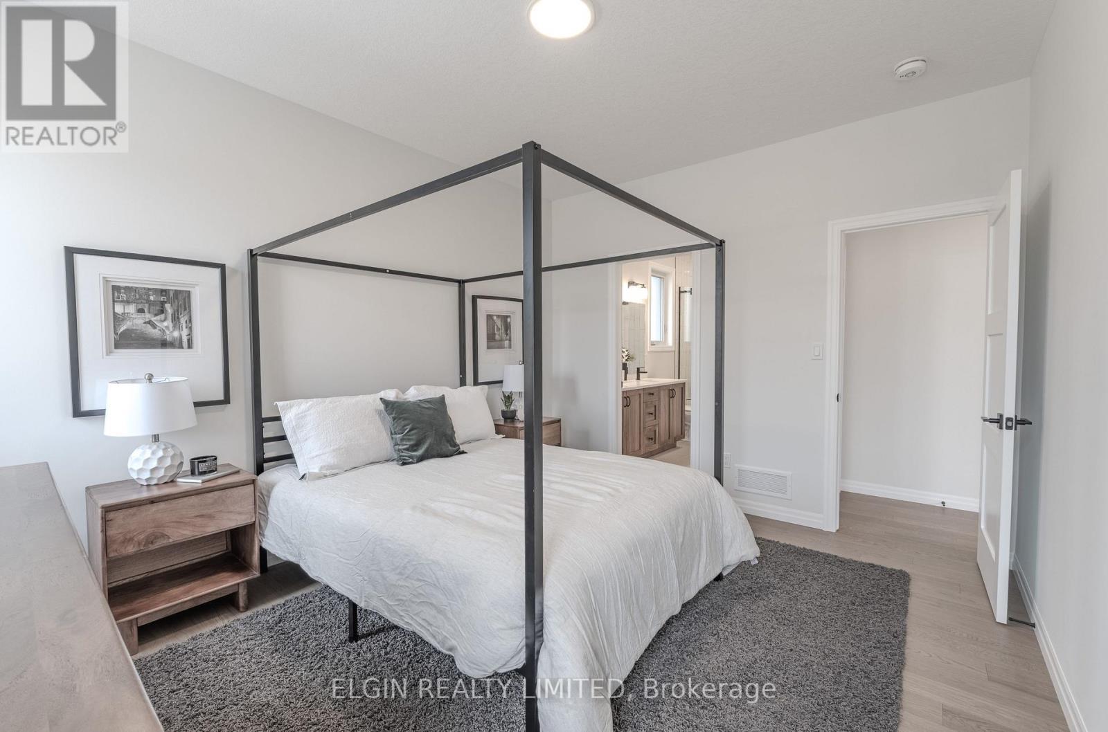 42197 Mcbain Line, Central Elgin, ON - Indoor Photo Showing Bedroom