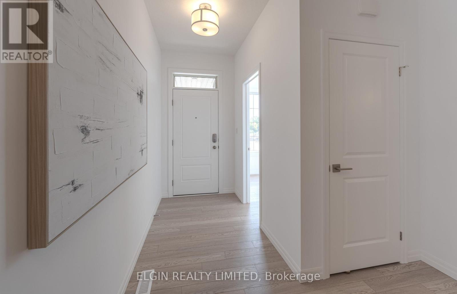 42199 Mcbain Line, Central Elgin, ON - Indoor Photo Showing Other Room