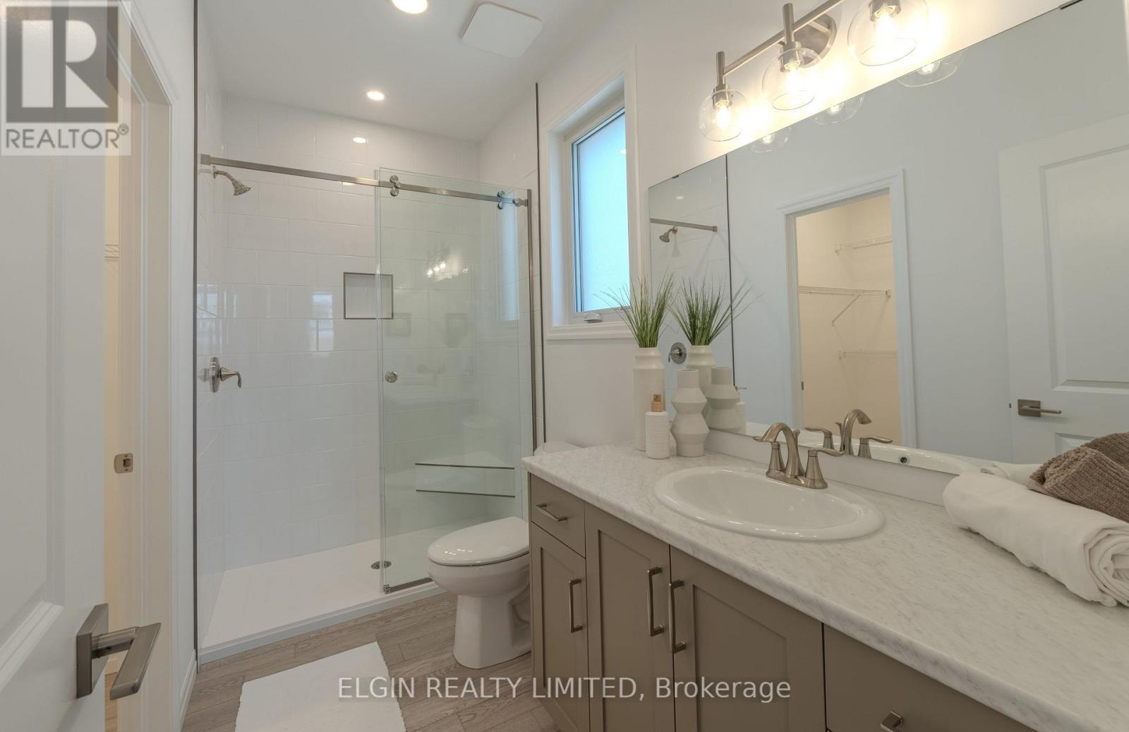 42199 Mcbain Line, Central Elgin, ON - Indoor Photo Showing Bathroom