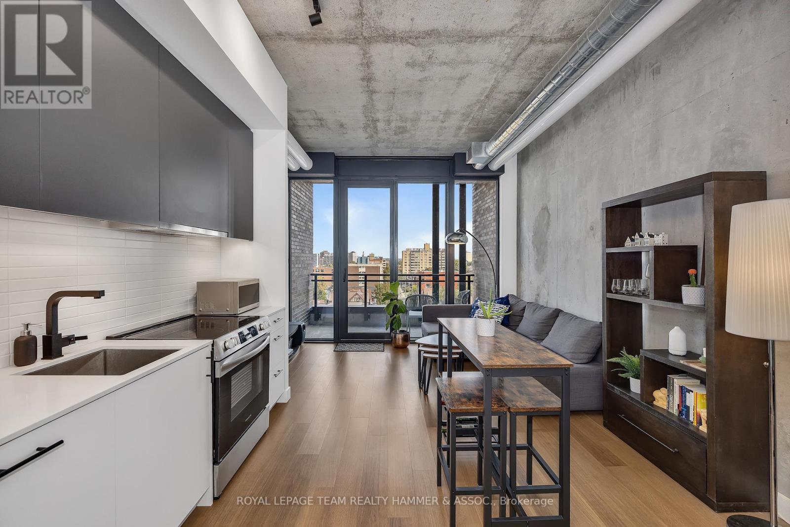 707 - 10 James Street, Ottawa, ON - Indoor Photo Showing Kitchen With Upgraded Kitchen